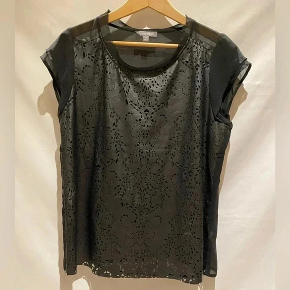 Tinley Road Black Laser-Cut Top with Sheer Back, size M - Picture 1 of 8